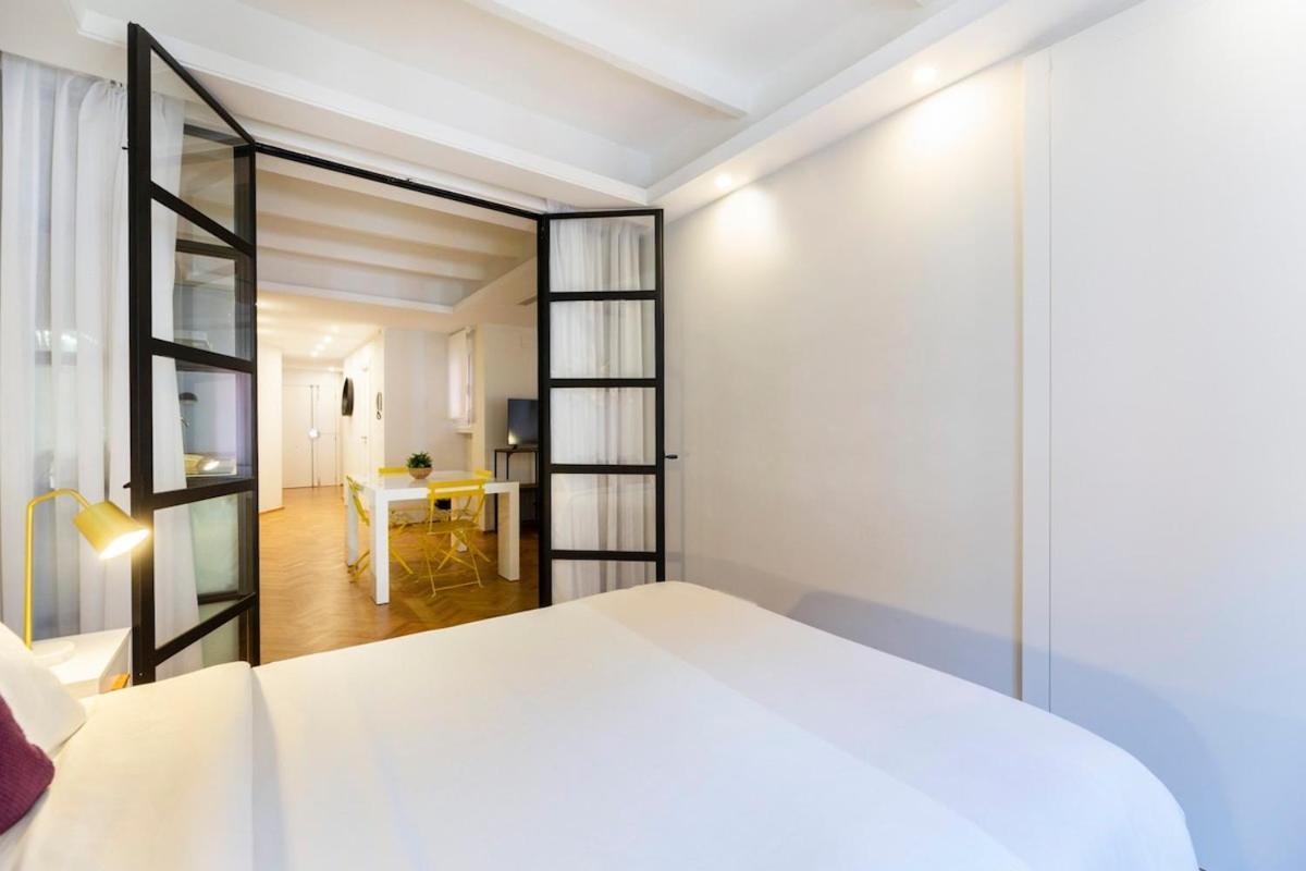 Apartamento Autentico Y Centrico Madrid Esterno foto